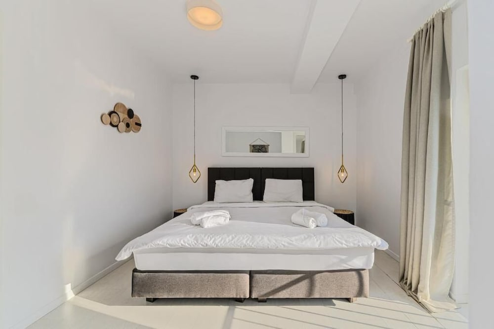 City Center Boutique Apartments — 4-Star Luxury Hotel in Brasov, Romania