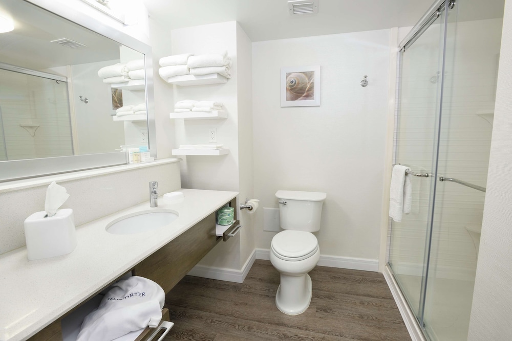 Hampton Inn Jacksonville East Regency Square - photo 15