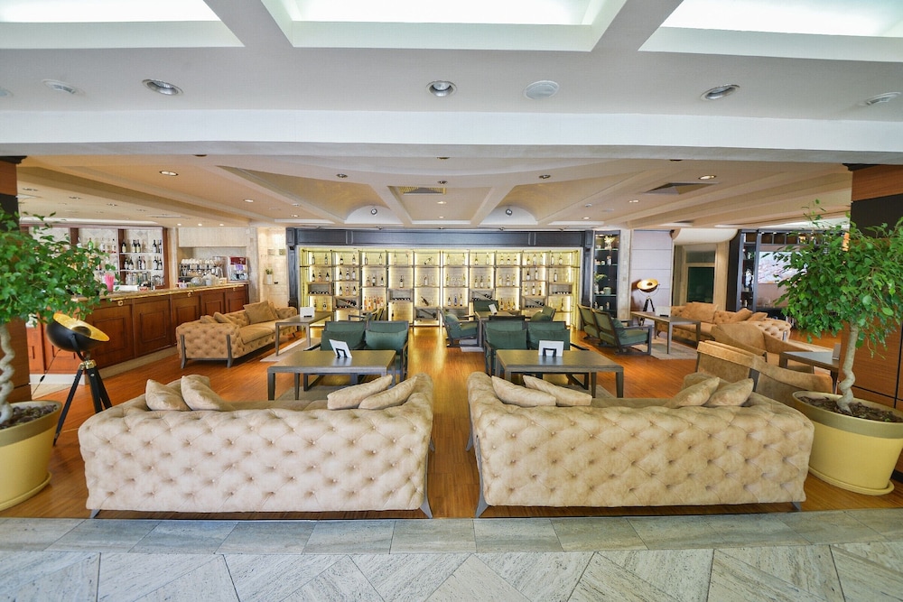 מזון ומשקאות