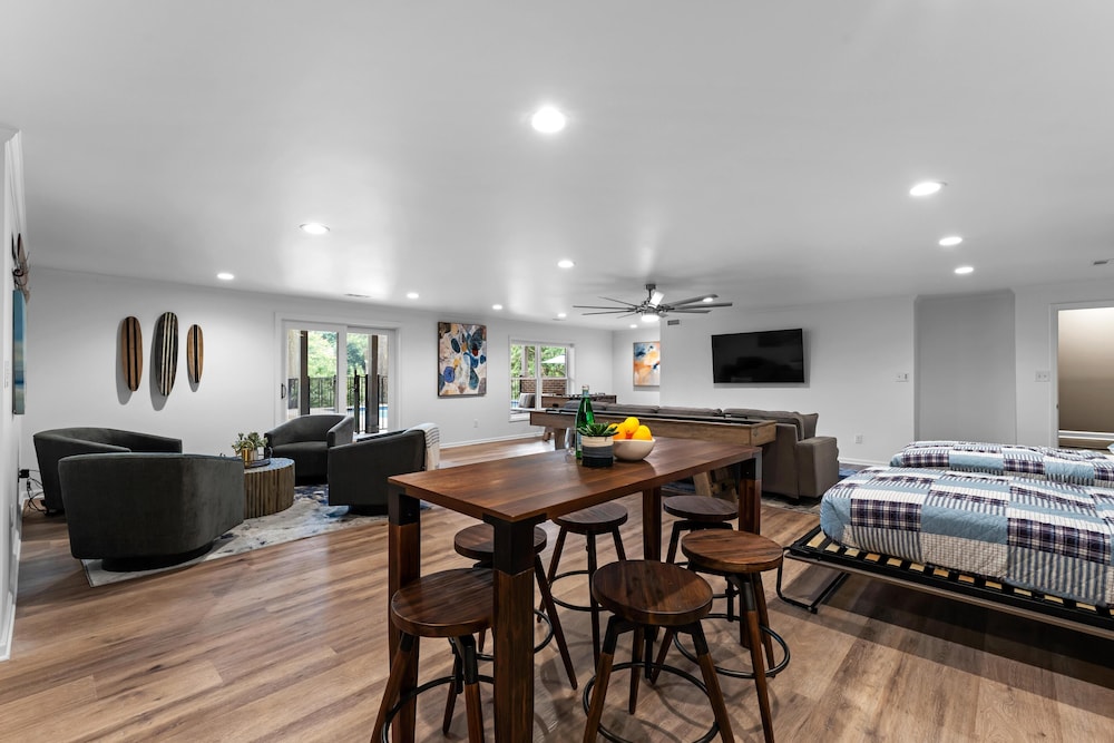 Queens Cove - photo 45