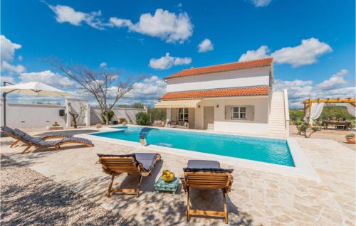 Awesome Home In Polaca With Kitchen — 4-Star Luxury Hotel in Polaca, Croatia