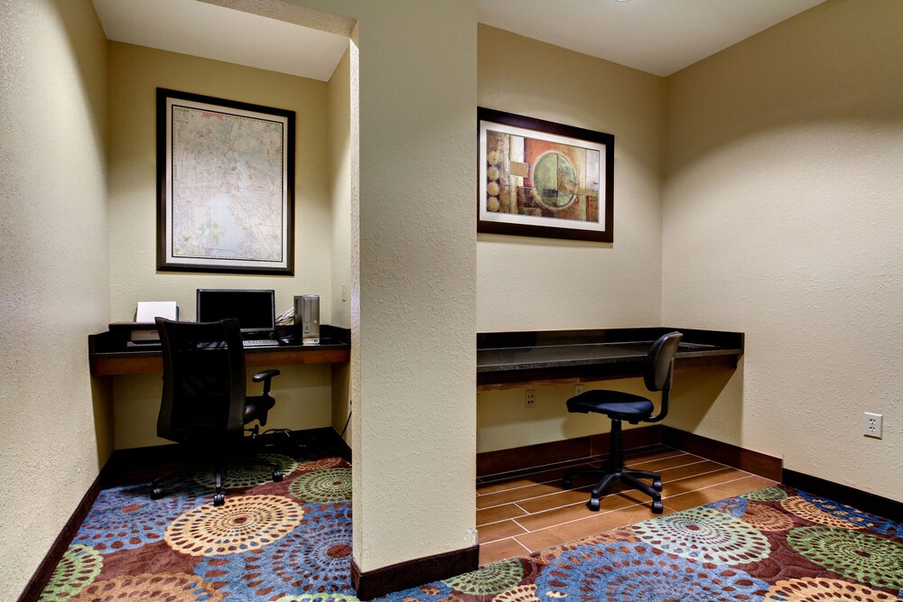 Holiday Inn Express Hotel & Suites Jacksonville South I 295 by IHG - photo 38