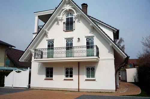 Kapitän ParowWindjammer FW 11 — 4-Star Luxury Hotel in Zingst, Germany