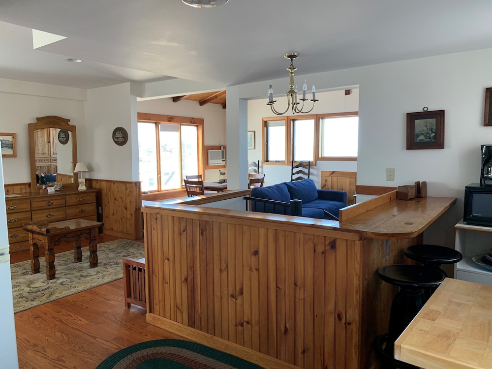 Vineyard Harbor Motel Private Beach - photo 52