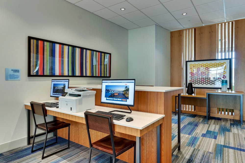 Holiday Inn Express & Suites Dawsonville by IHG - photo 47