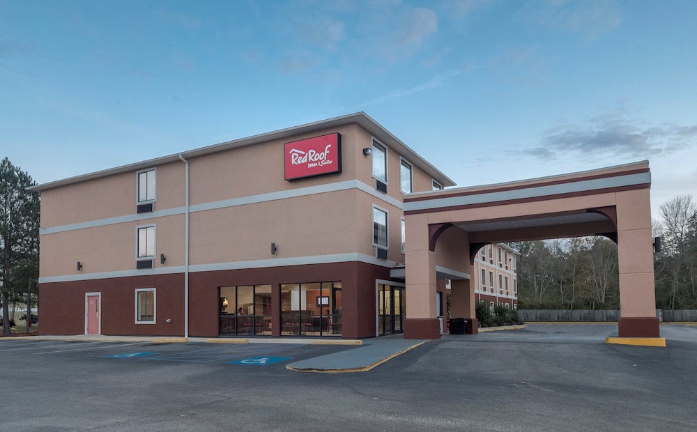 Red Roof Inn & Suites Biloxi Ocean Springs - photo 43
