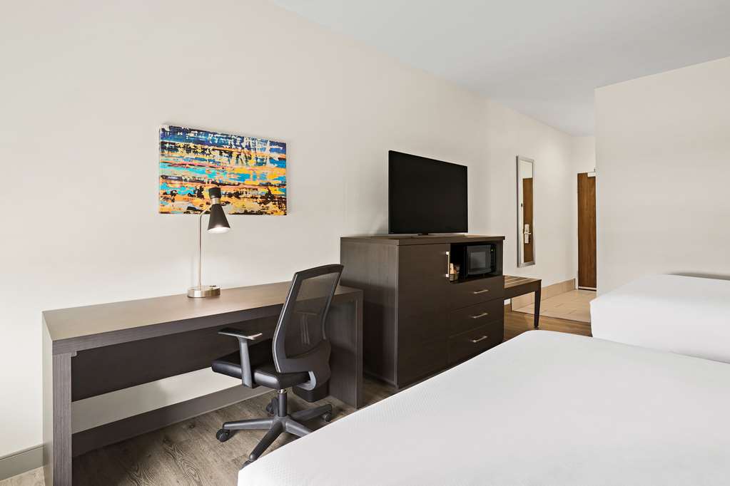 Best Western Iowa Lake Charles East - photo 12