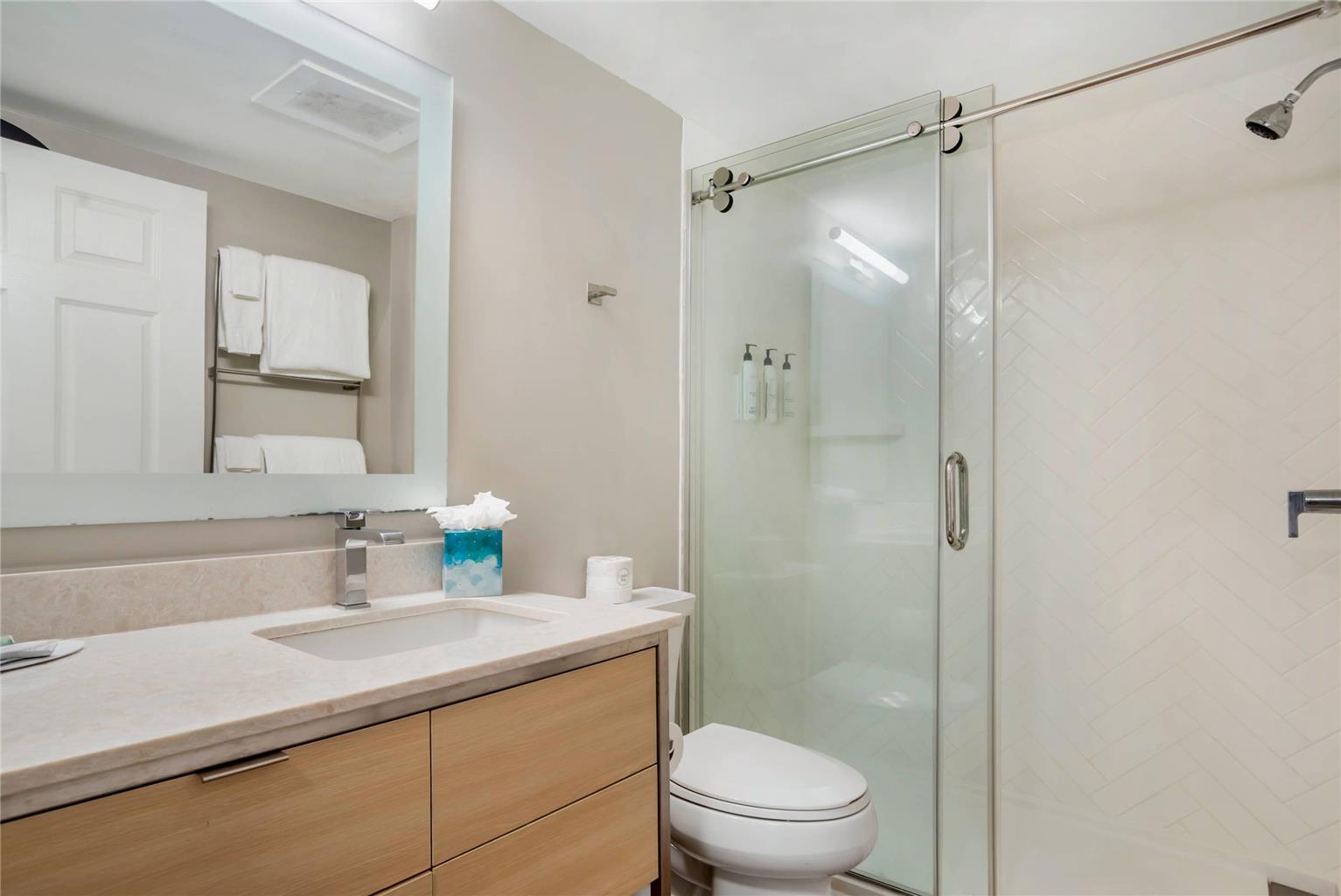 Alluxsuites at 1876 an Ascend Collection Hotel - photo 26