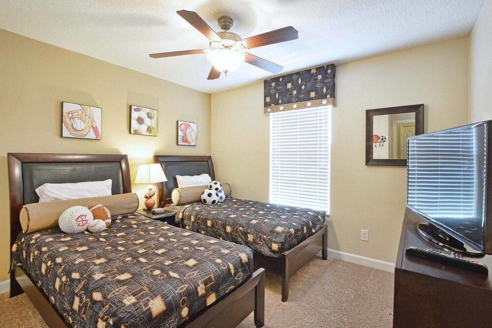 Luxurious 6BD Pool Home With Best Resort Amenities Two Master Suites and Big Pool Area #6pp917 - photo 6