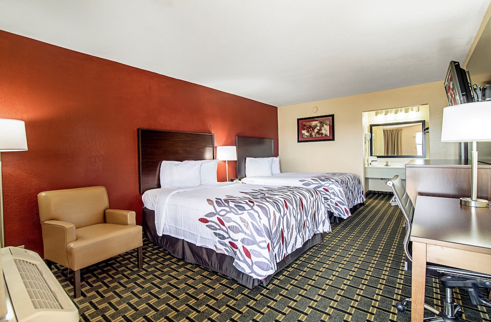 Red Roof Inn & Suites Greenwood SC - photo 8