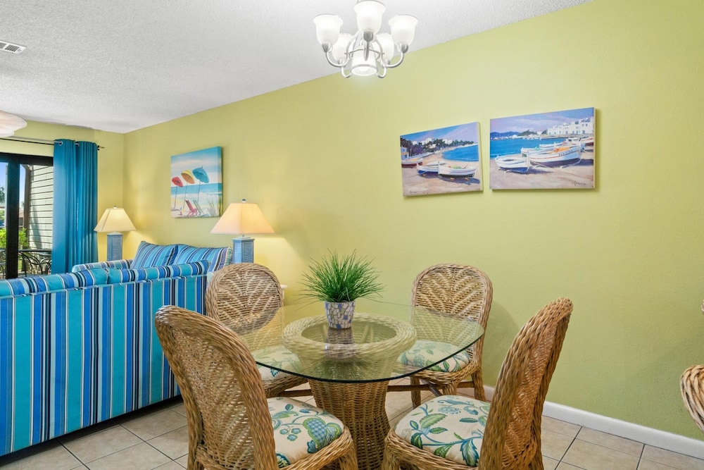 Portside Resort Pet Friendly Rentals by Panhandle Getaways - photo 23