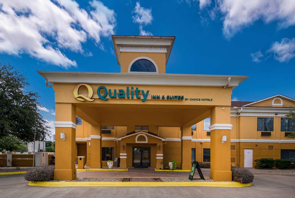 Quality Inn & Suites Granbury - photo 2