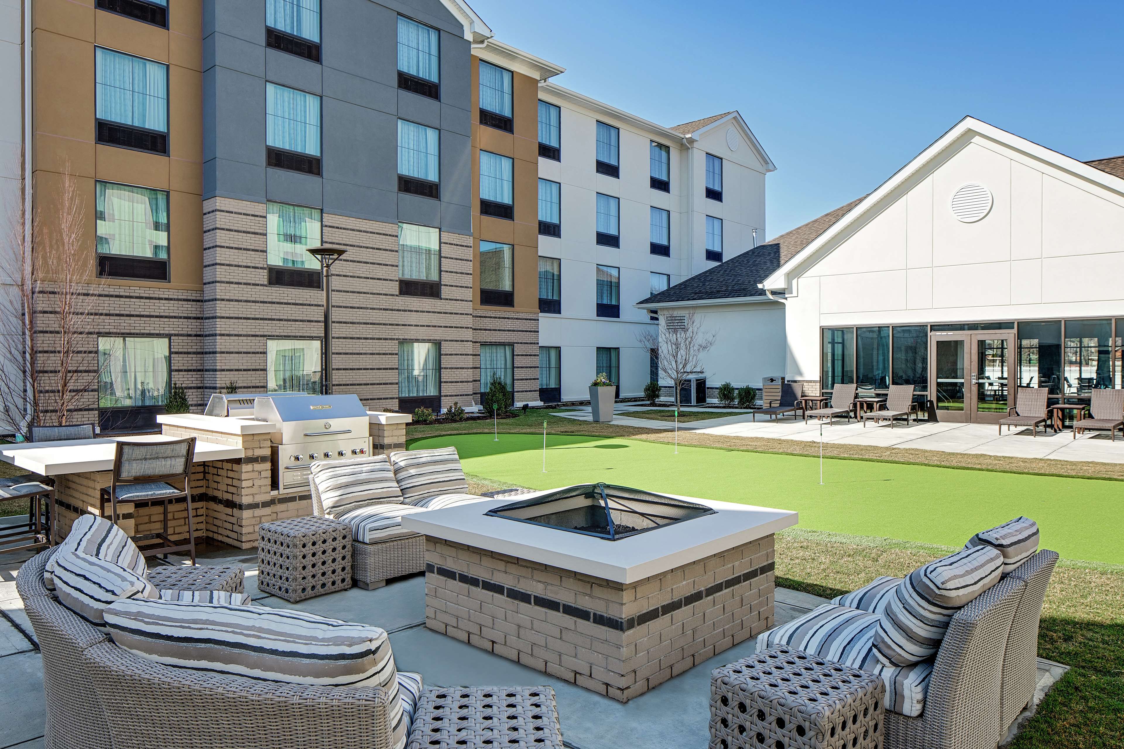 Homewood Suites by Hilton Ronkonkoma - featured photo