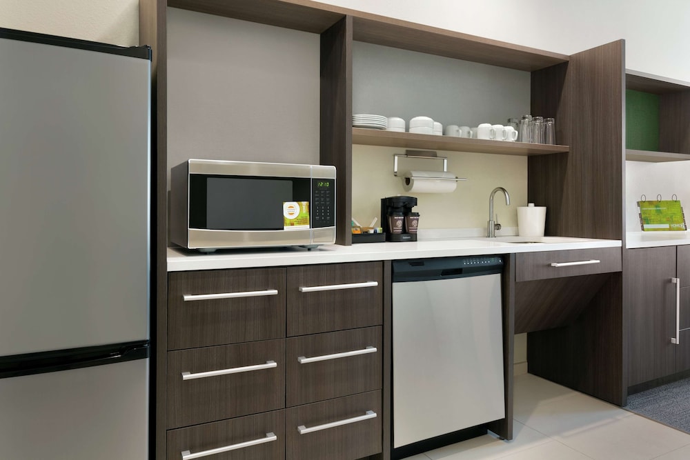 Home2 Suites by Hilton Houston Pearland - photo 21