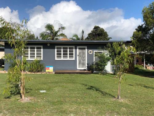 9 Indigo Avenue Rainbow Beach — Rainbow Beach