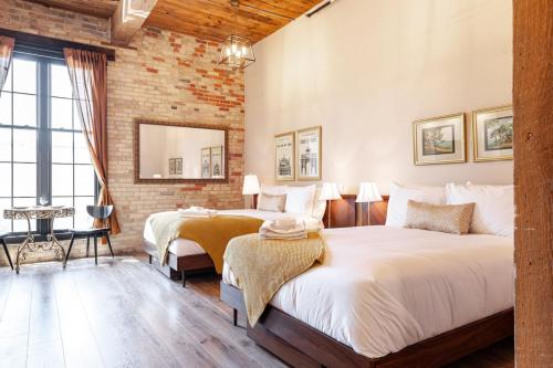 The Wallace Suite Stratford — 4-Star Luxury Hotel in Stratford, Canada