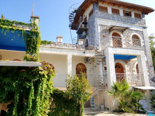 Eco Wellness - carbon neutral hotel in Unknown City
