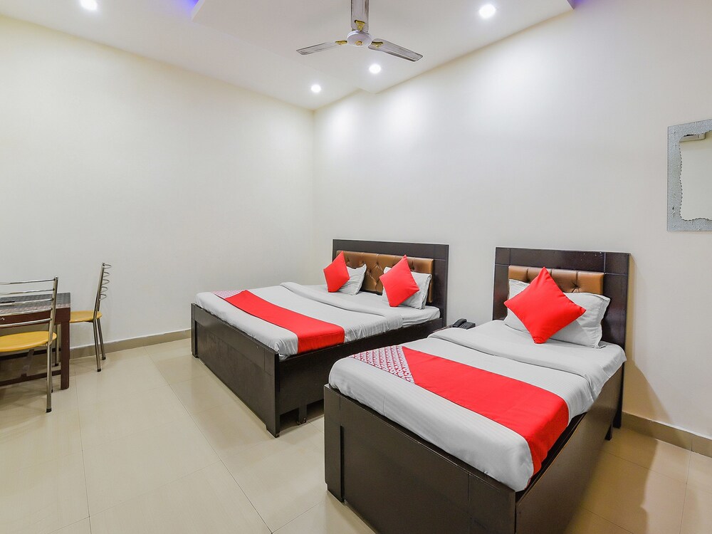 OYO 23599 Hotel Superstar in Jammu, India
