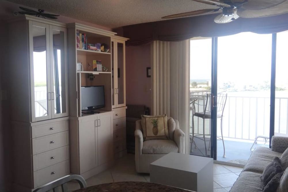 Lovers Key Beach Club by Lovers Key Vacations - photo 28