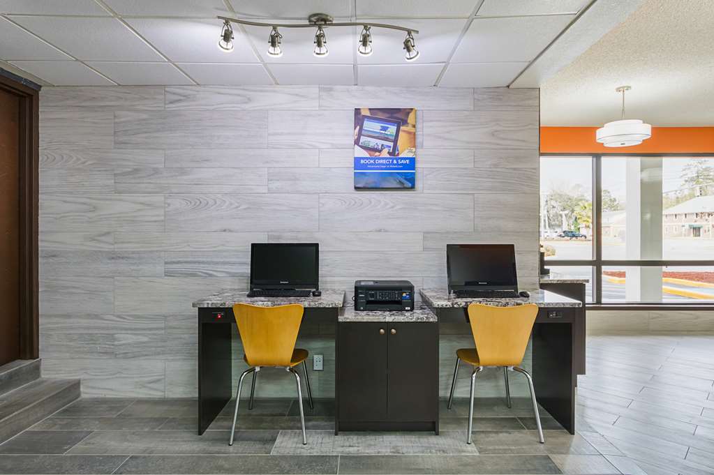 Motel 6 Savannah GA Midtown - photo 30