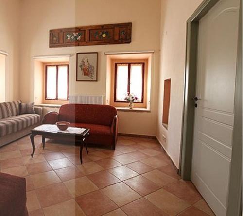 Agiazi — hotel in Thymiana