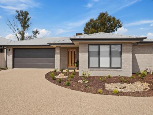 Rosella Retreat in Yarrawonga, Australia