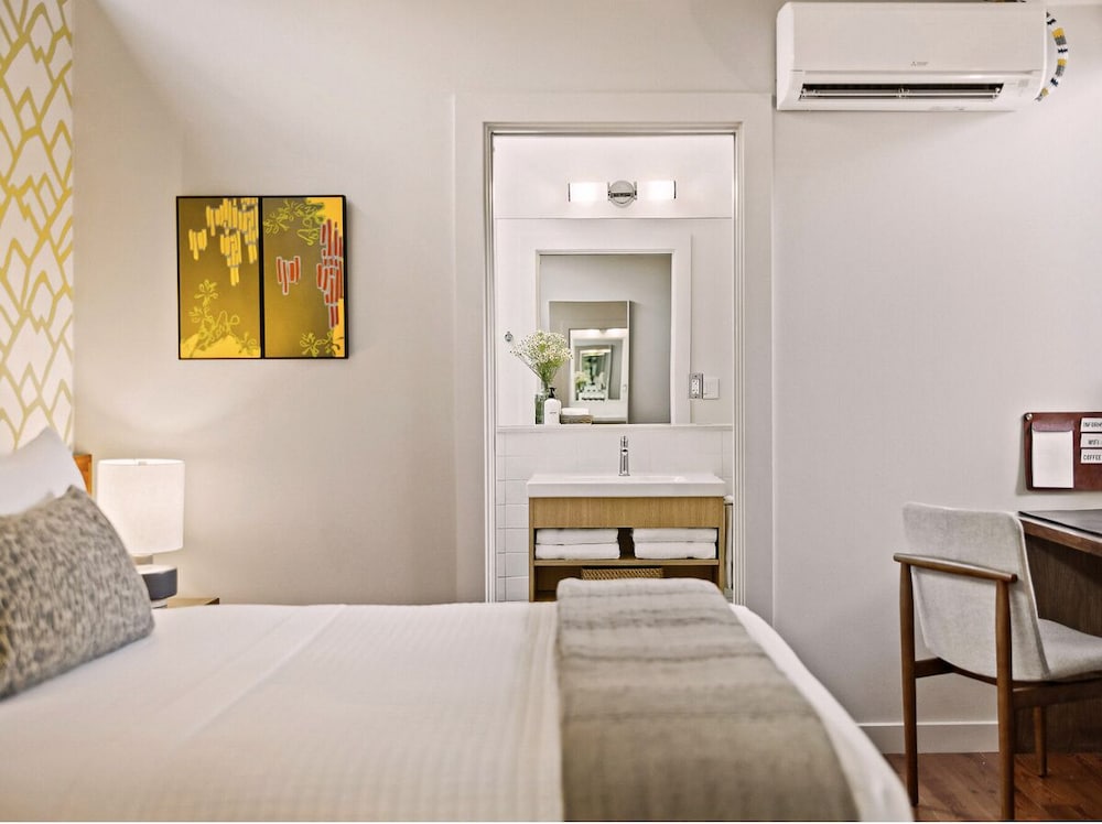 Heywood Hotel - photo 11