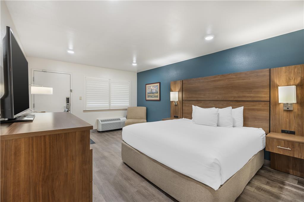 Best Western Plus Clocktower Inn - photo 3