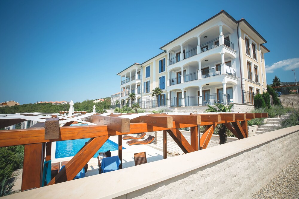 Beachfront apartment with pool panoramic sea view by Traveler tourist agency Krk ID 2390 — 4-Star Luxury Hotel in Novi Vinodolski, Croatia