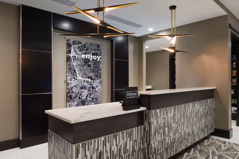 Hampton Inn & Suites Bridgewater - photo 8