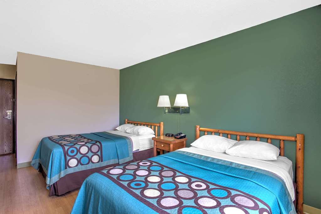 Super 8 by Wyndham Ticonderoga - photo 7