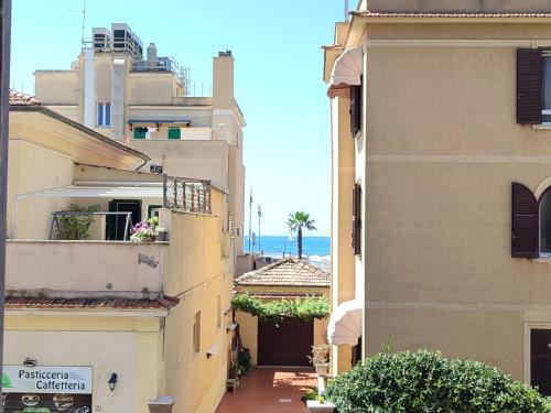 Sunnyhome Ostia Lido vista mare 2 bagni — Lido Di Ostia — photo 3