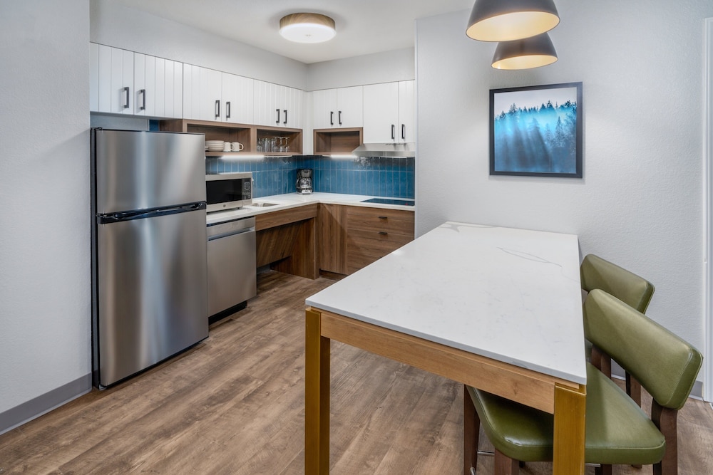 Staybridge Suites Denver Cherry Creek by IHG - photo 26
