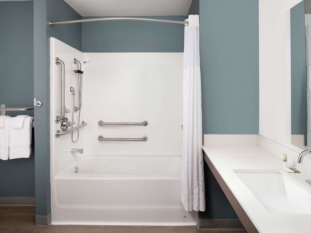 Extended Stay America Suites Minneapolis Fridley - photo 35