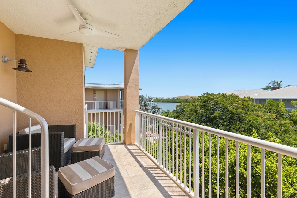 Beachside Resort & Residences - photo 106