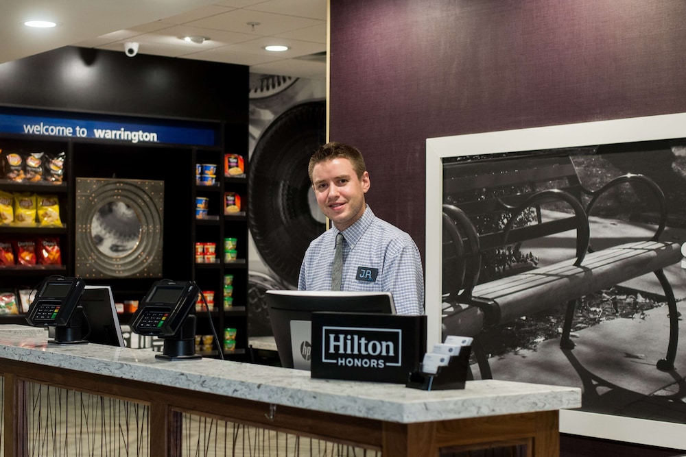 Hampton Inn & Suites by Hilton Warrington Horsham - photo 4