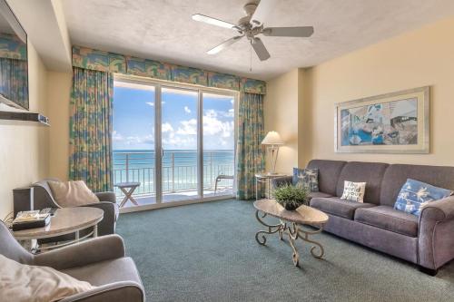 Oceanfront Haven 1BR Direct ocean front with private balcony at The Wyndam Ocean Walk — 4-Star Luxury Hotel in Daytona Beach, United States