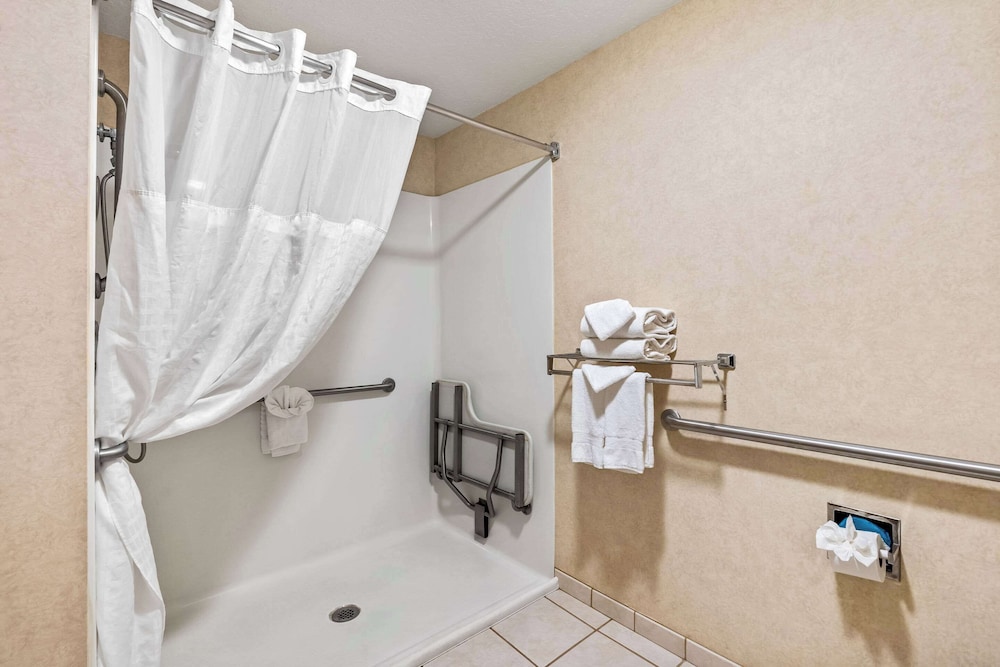 Comfort Inn & Suites Hermiston South - photo 18