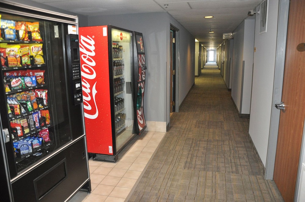 Dunes Express Inn & Suites - photo 23