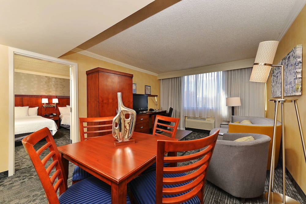 Courtyard by Marriott Denver Cherry Creek - photo 22