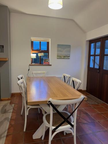 Tavnaghoney Cottages — Cushendall — photo 3