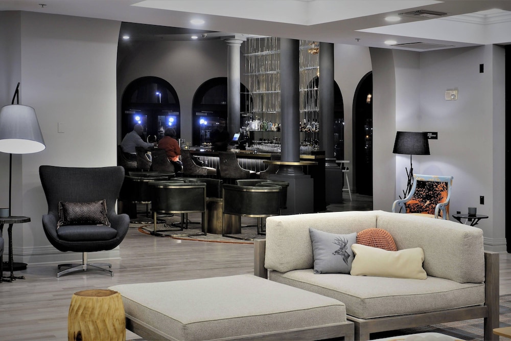 Renaissance Reno Downtown Hotel & Spa - photo 5