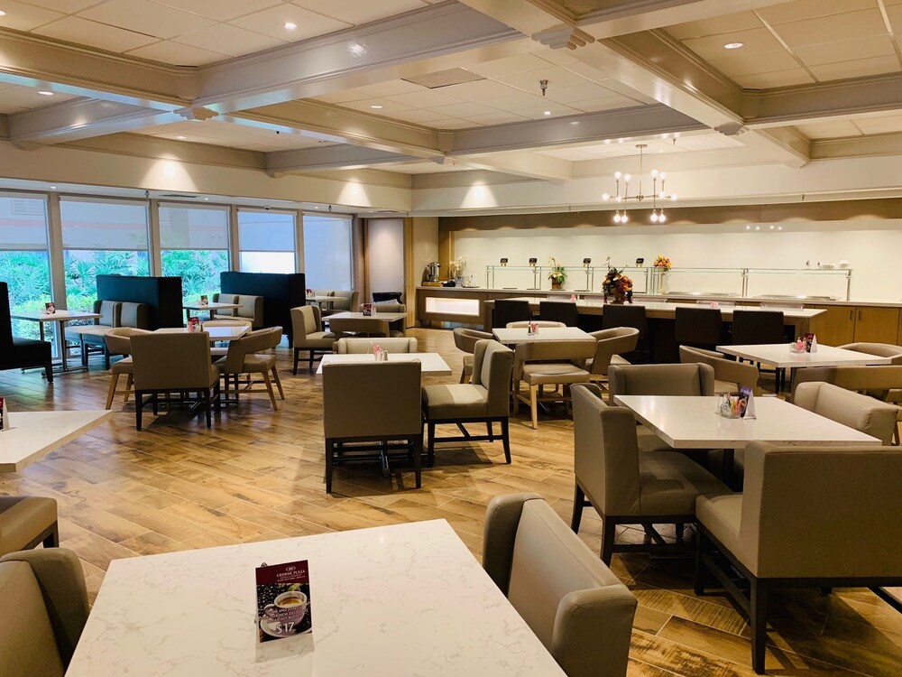 Crowne Plaza Silicon Valley N Union City - photo 23