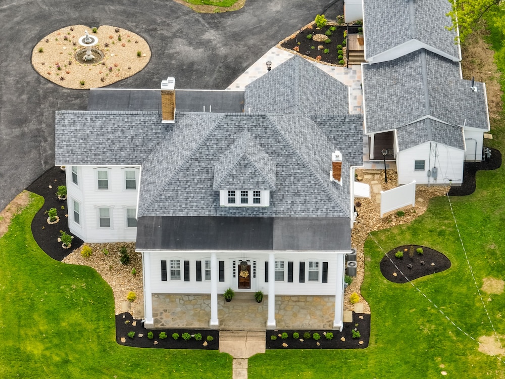 Hickory House B & B — 4-Star Luxury Hotel in Hickory, United States