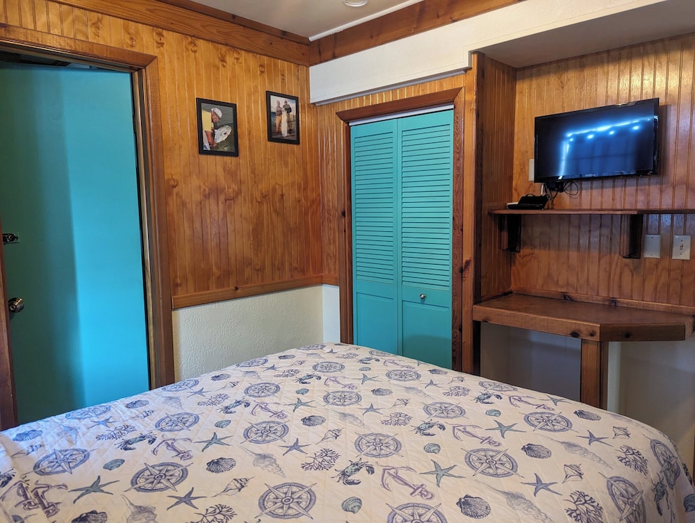 Bud N' Mary's Fishing Marina - photo 40