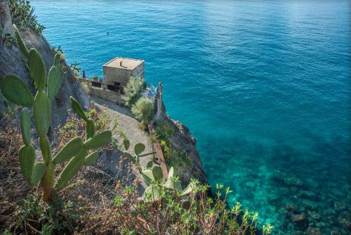 La Casa Del Doganiere — 4-Star Luxury Hotel in Monterosso Al Mare, Italy