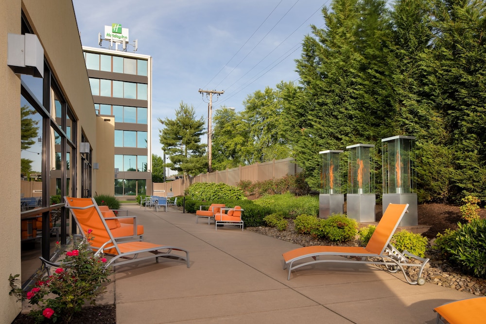 Holiday Inn Hotel & Suites Charleston West by IHG - photo 41