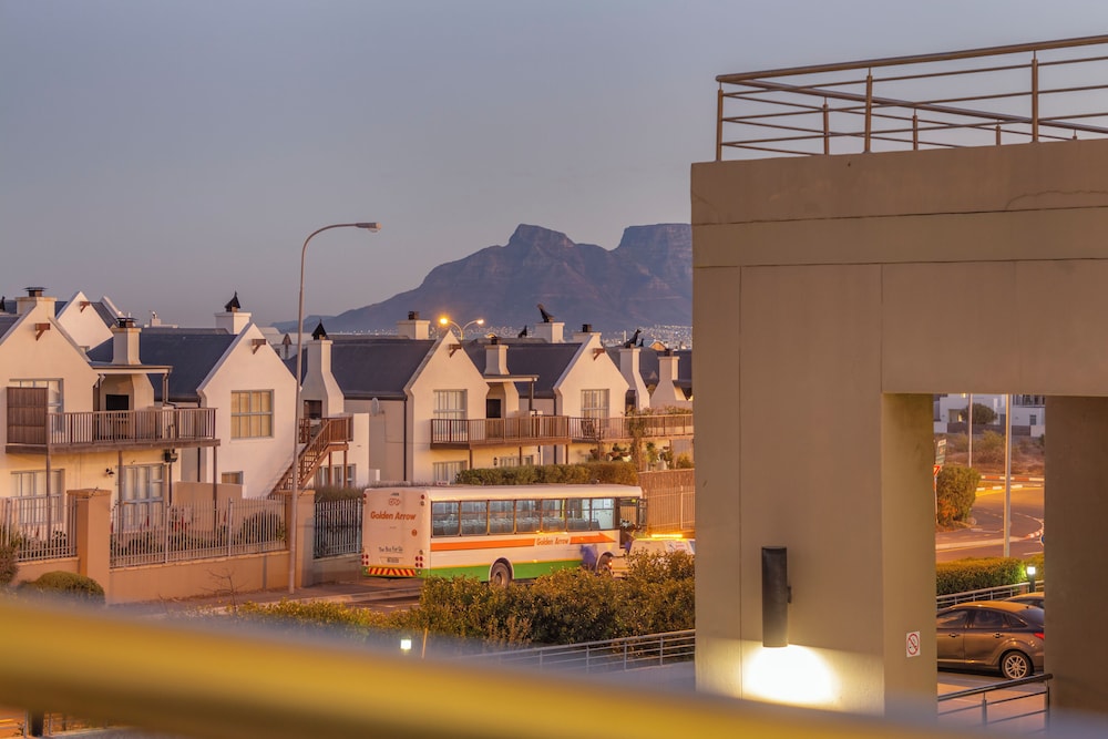 Seaside Village L11 — 4-Star Luxury Hotel in Cape Town, South Africa