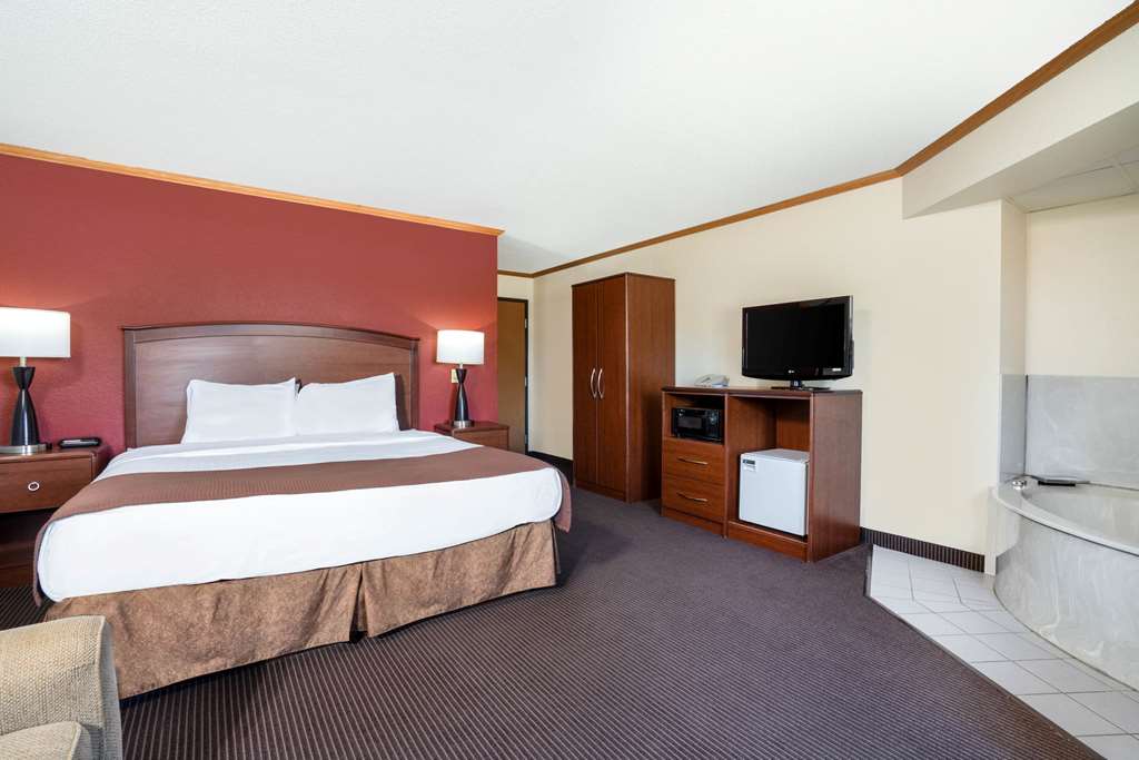 AmericInn by Wyndham Park Rapids - photo 18