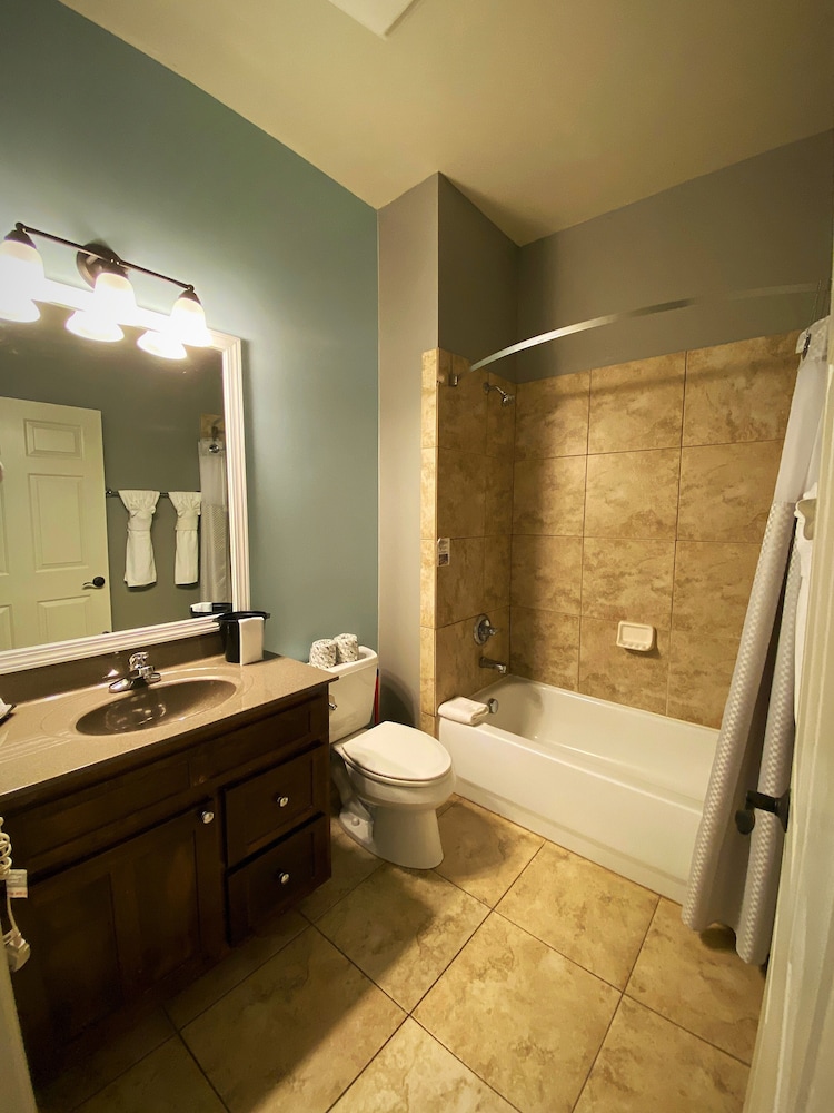 Copperhead Lodge and Resort Cabin Rentals - photo 40